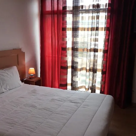 Center Apartahotel Horta (Azores)