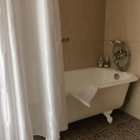 Center Apartahotel 3*